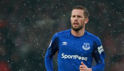 开云体育入口-尼日利亚打穿巴黎，内马尔如何成为非洲足球登陆欧洲的关键先生