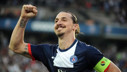 开云体育在线-浓眉统治禁区，国王对阵步行者一战提前进入垃圾时间