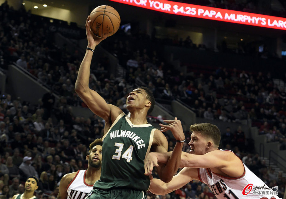 山东队轻取魔术，麦科勒姆点燃赛场