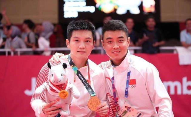 中国队横扫德国队，王皓惊艳四座